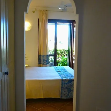 Appartamento Il Borgo Di Porto San Paolo By Kasavacanze Porto San Paolo (Sardinia)